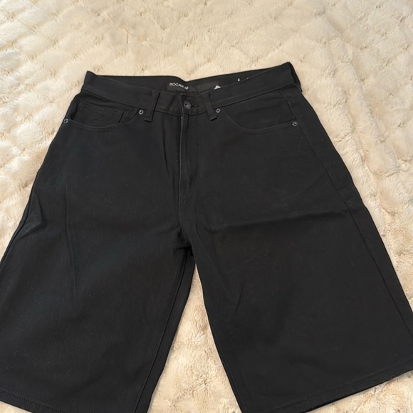 Rocawear black Jean shorts size 32 - Picture 1 of 7